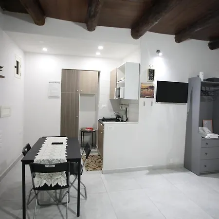 Apartment Vincent's House *